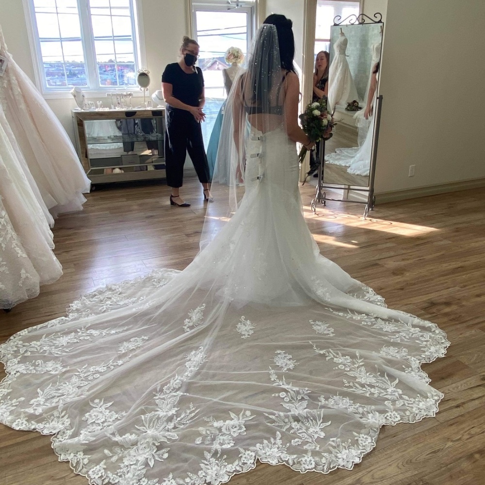 Wedding dress